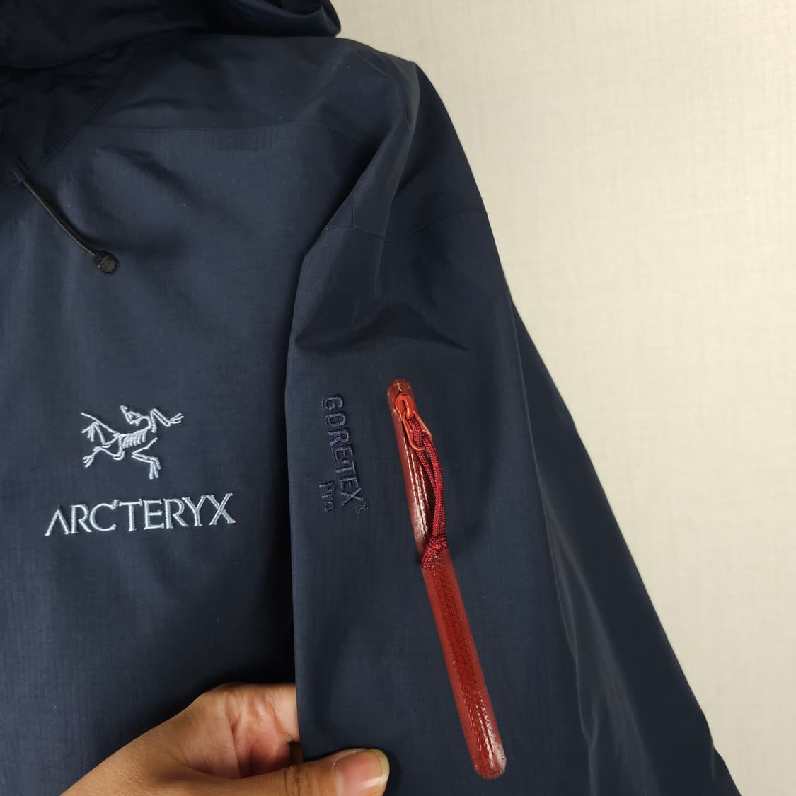 아크테릭스 바람막이점퍼 남자105사이즈  상품이미지5