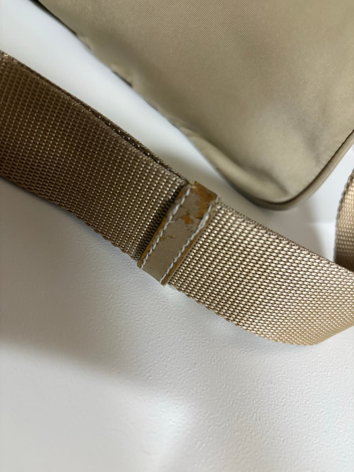 프라다 포코노 나일론 크로스백 상품이미지3