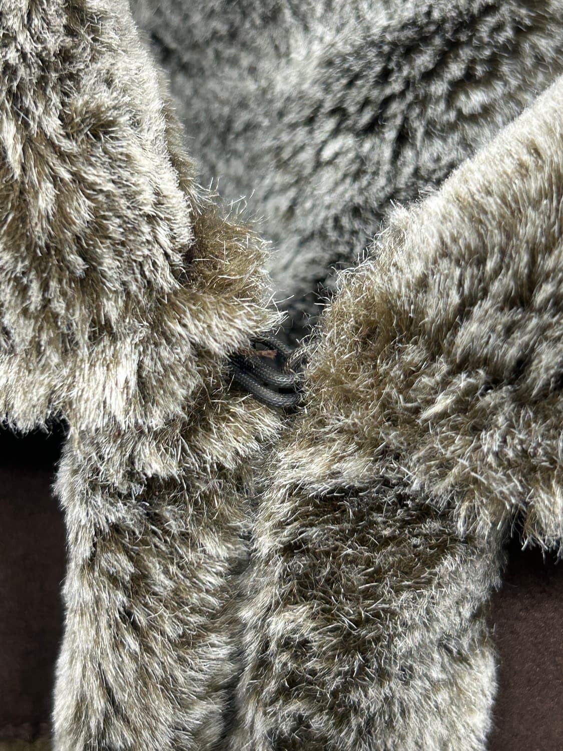 MONI 브라운 스웨이드 무스탕 코트 상품이미지4