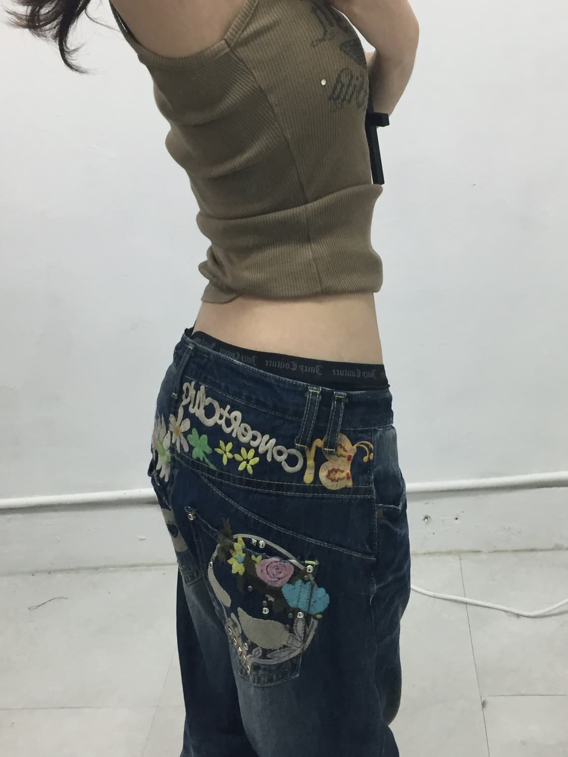 [LOLITA JEANS] 로리타 진스 스터드 펑크 스컬 자수 데님진 상품이미지1
