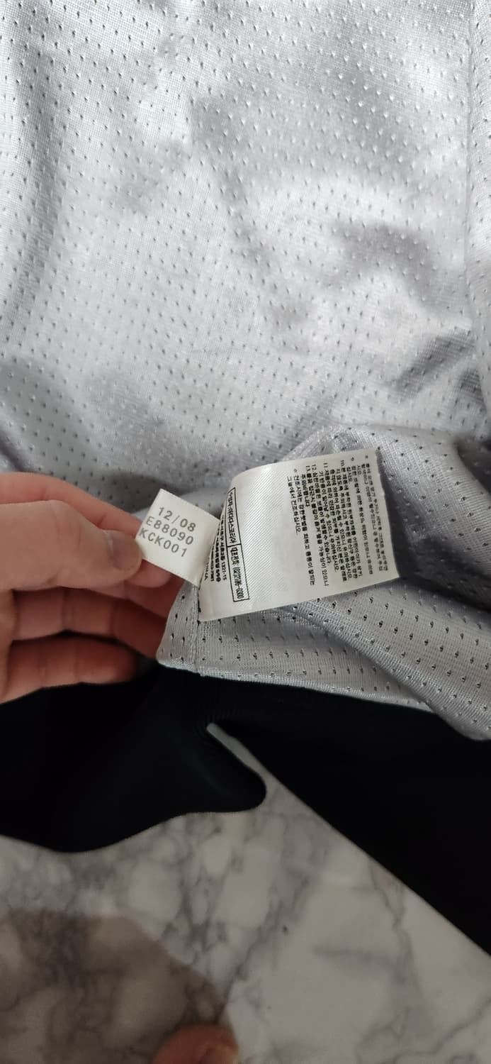 아디다스 삼선 시멘트그레이x블랙 바람막이 자켓
 상품이미지7