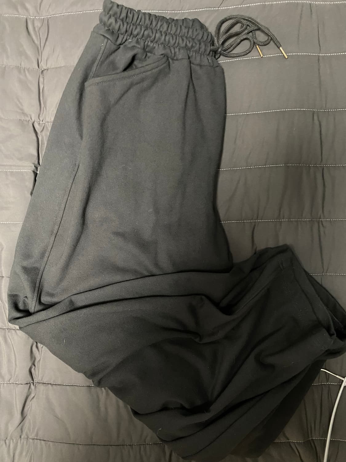 뉴치프시크 디피 배기 스웻 팬츠 블랙 상품이미지2