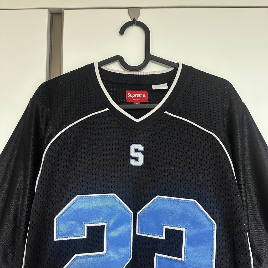 슈프림 퍼펙트 시즌 풋볼 저지 블랙 M사이즈 상품이미지5
