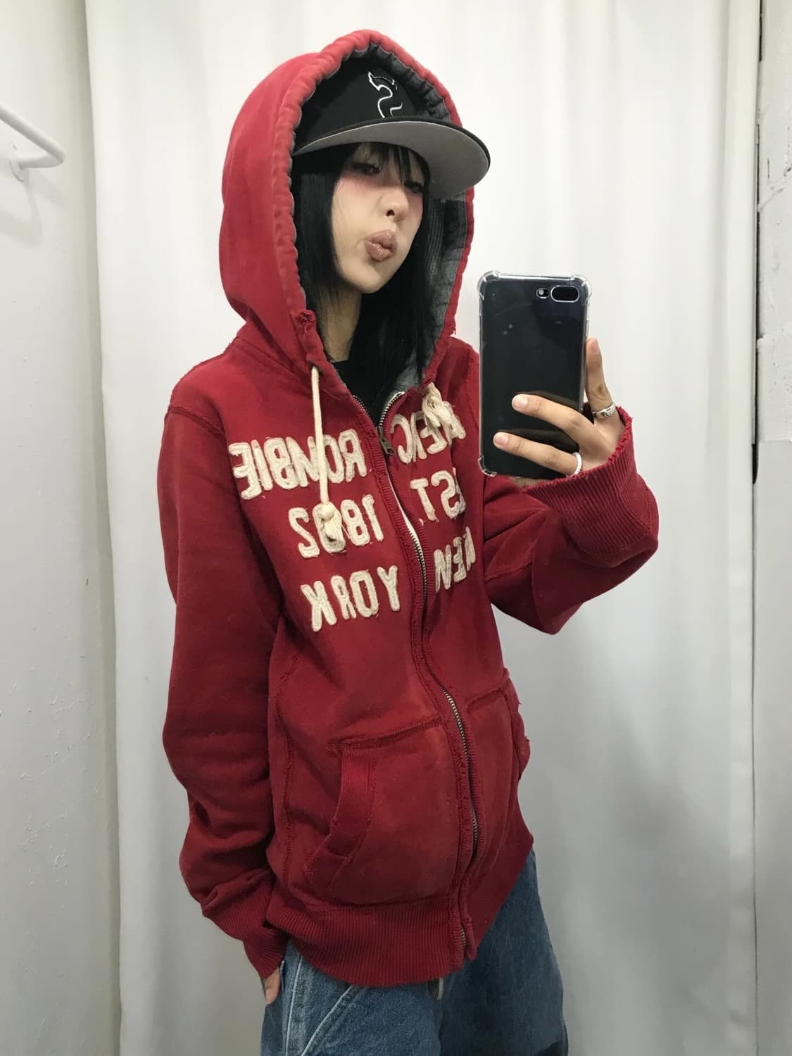 Abercrombie Red Hood Zip-Up 상품이미지4