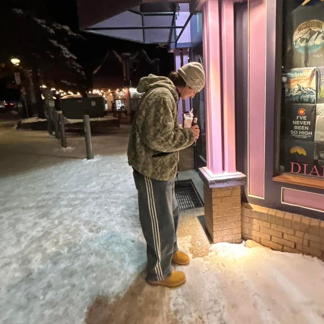 스투시 스네이크 패턴 플리스 자켓 베이지 상품이미지1