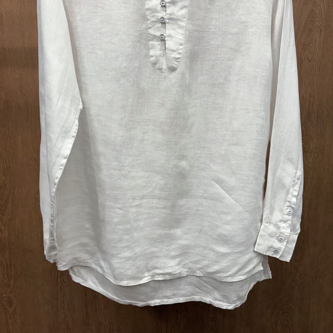 45RPM 린넨 풀오버 긴팔 셔츠 패브릭 버튼 하이로우 디테일 화이트 상품이미지5
