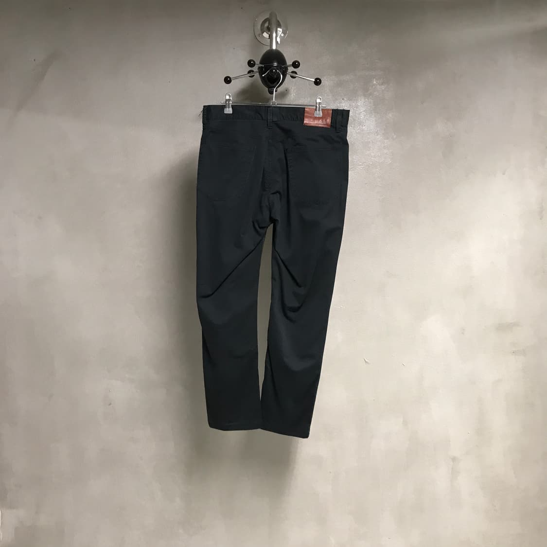 폴로 랄프로렌 블랙 팬츠 - 상품이미지1
