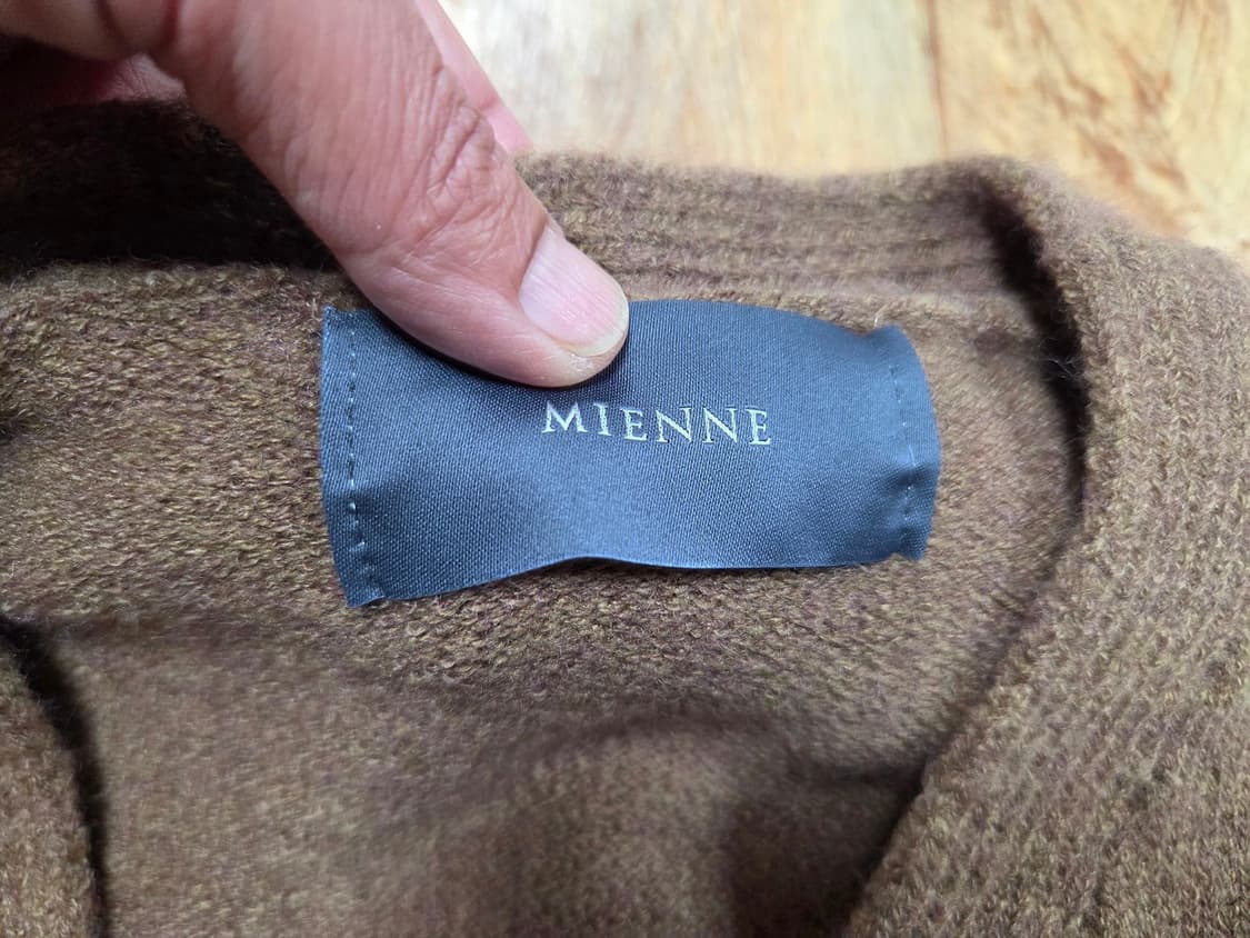 미엔느(MIENNE) 하트버튼 니트가디건 프리사이즈 새상품 상품이미지6