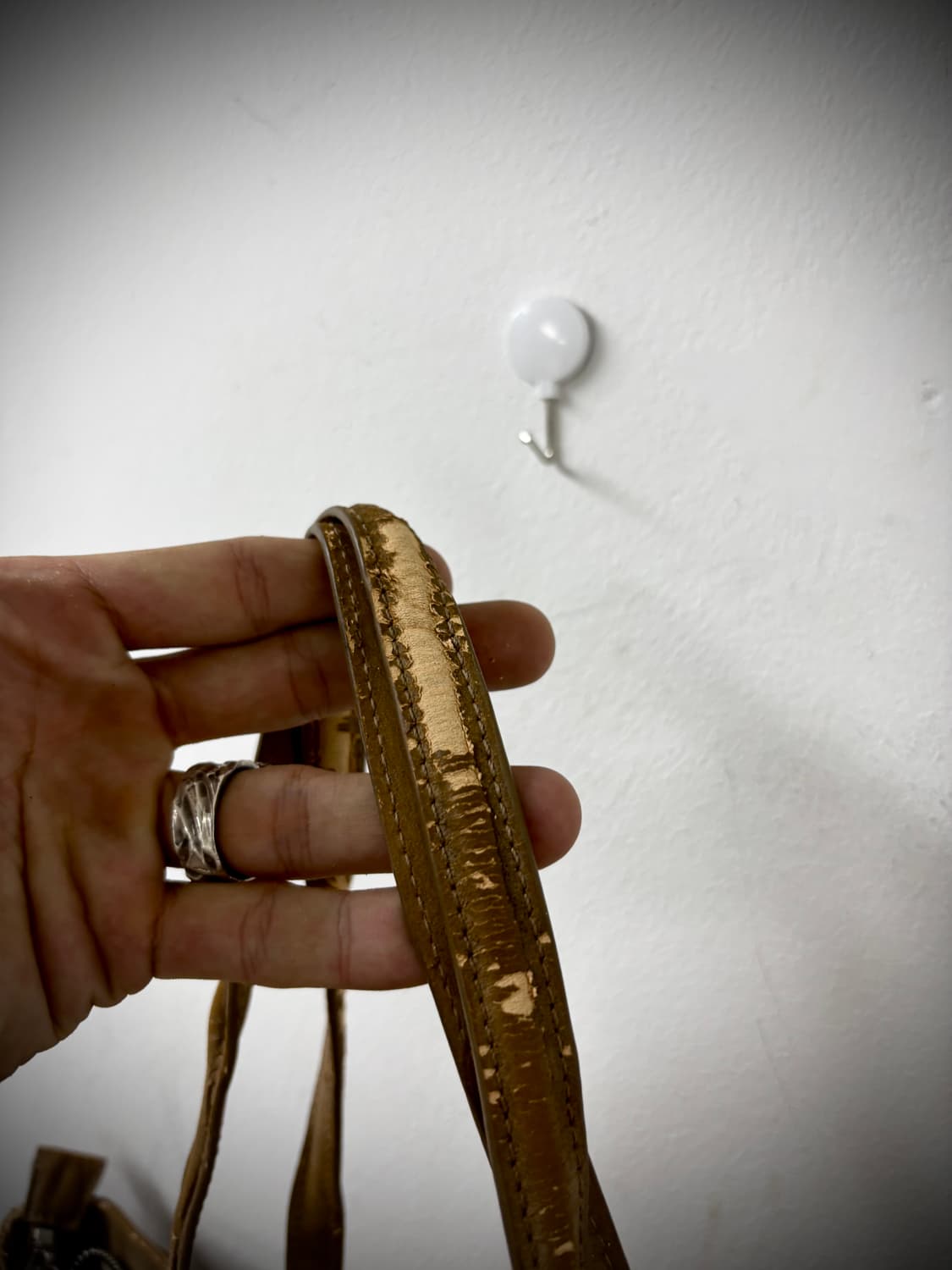 “FUGA” Minimal Brown Leather Bag 상품이미지8