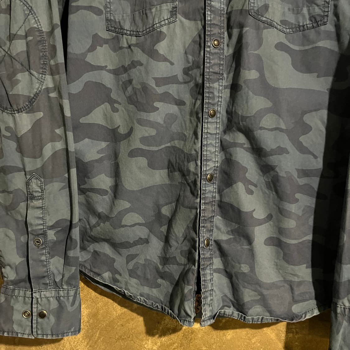 타미힐피거 카모패턴 셔츠 상품이미지3