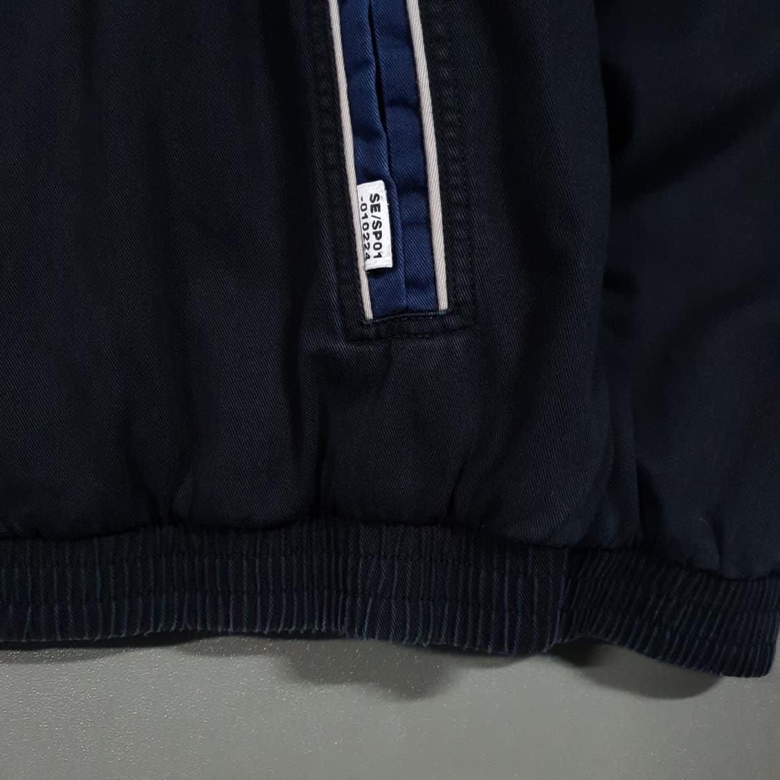 L (100) 디스이즈네버댓 오버핏 배색 후면 그래픽 트랙 자켓 블랙 상품이미지3