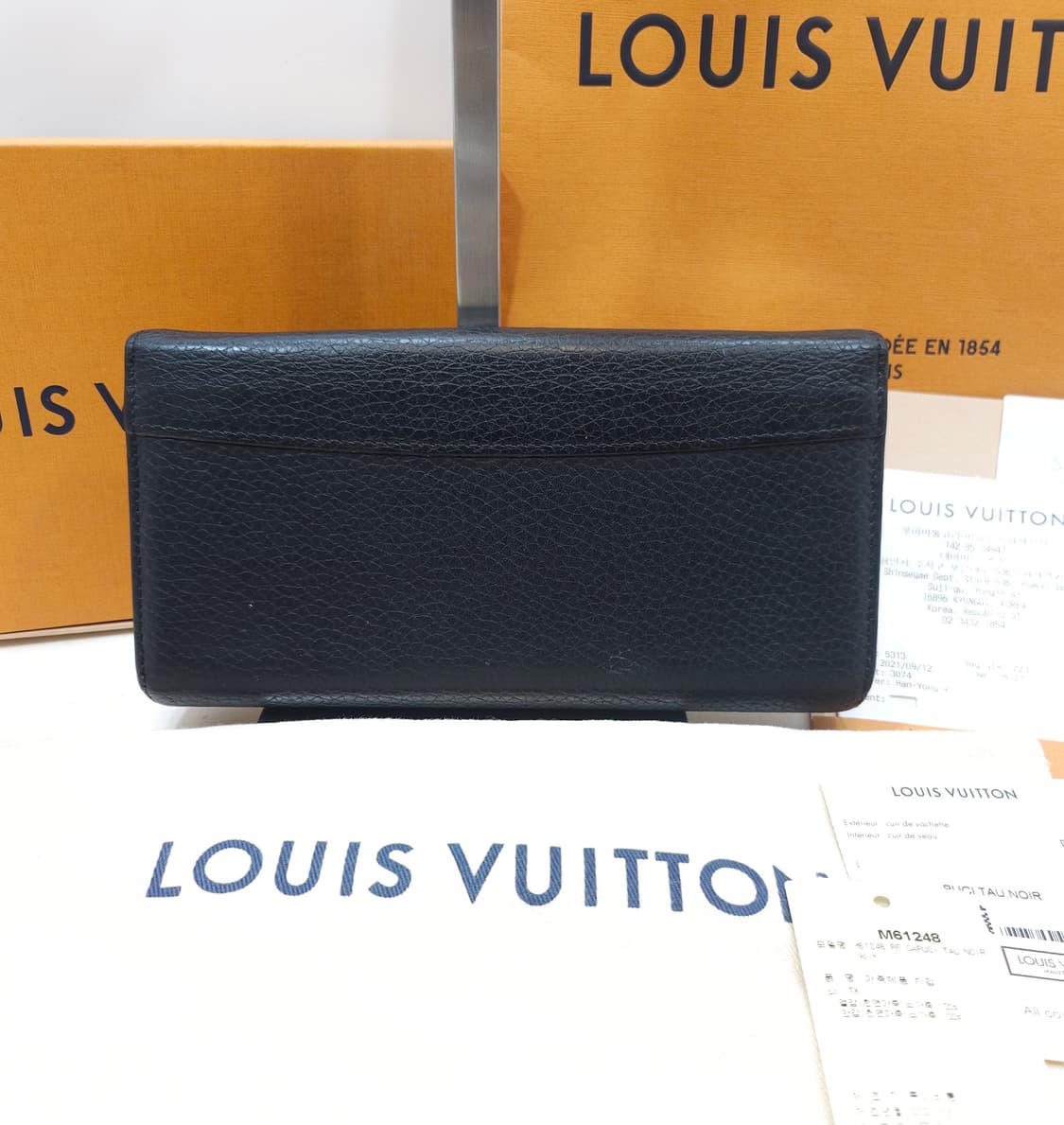 루이비통 카퓌신 월릿 장지갑 상품이미지3