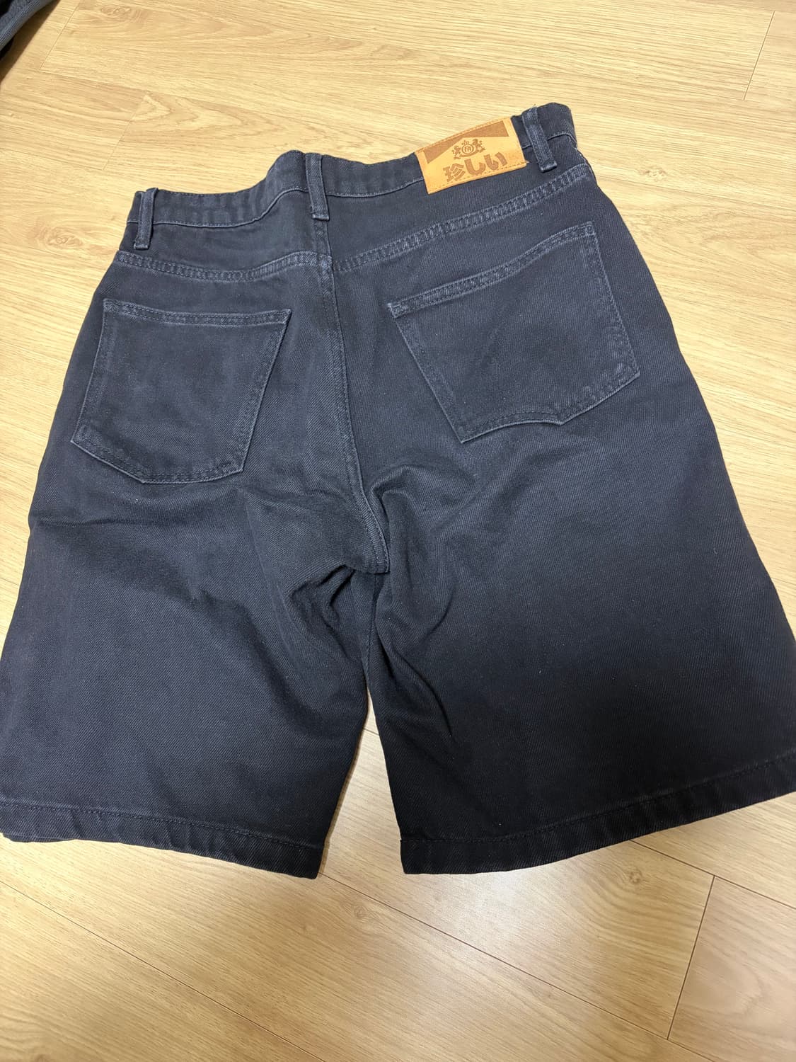 퍼킹 어썸 스트라이프 진 쇼츠 블랙 28 상품이미지5