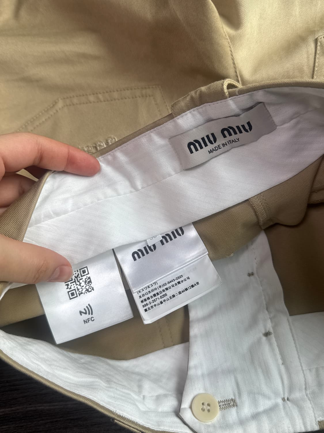 미우미우 버뮤다 쇼츠 36 정품 상품이미지3