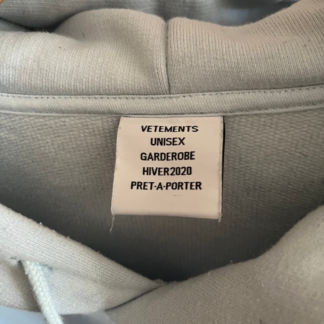 L) Vetements 19fw 아나키 고트 후디 상품이미지5