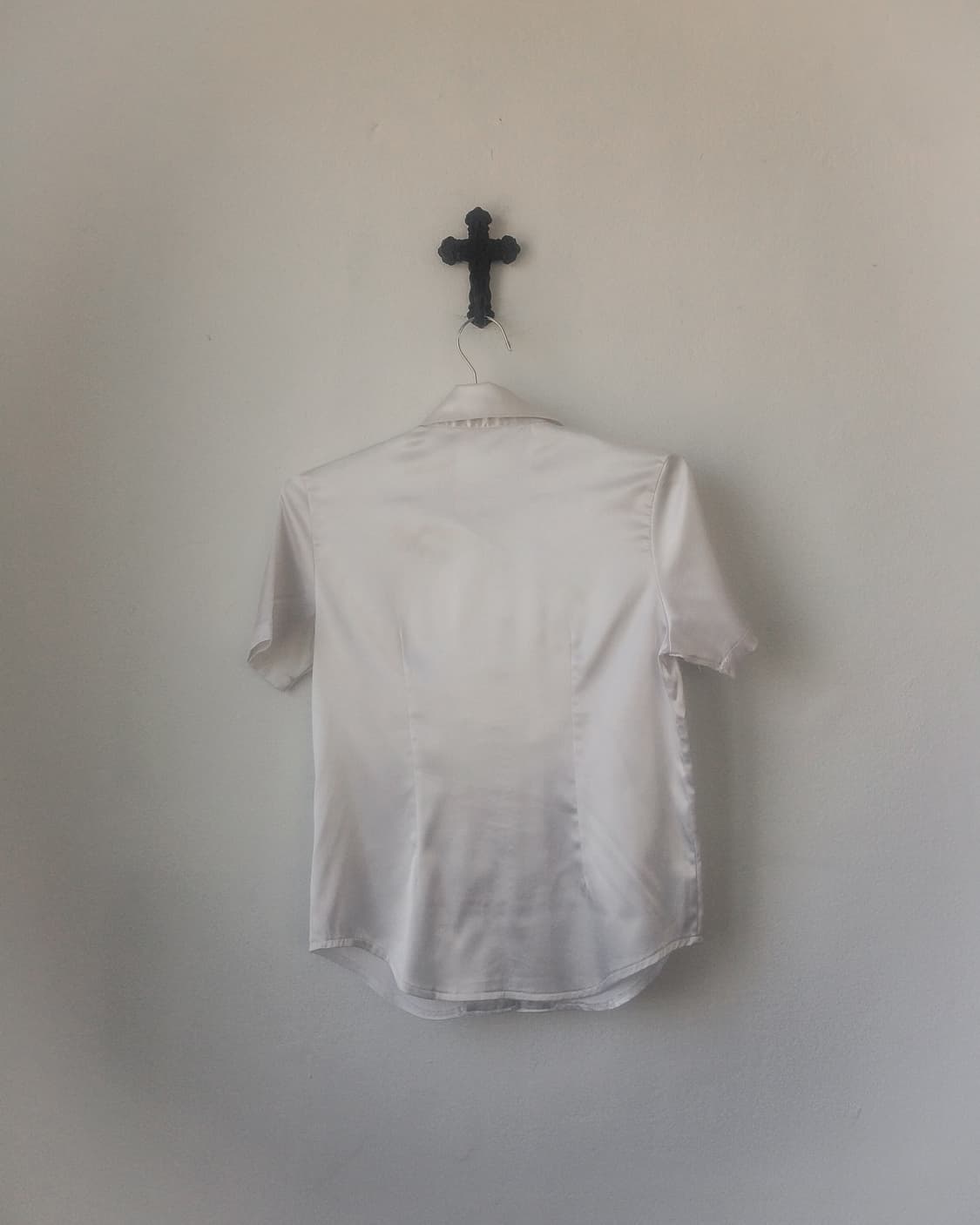Glossy sliver mood shirt 상품이미지2
