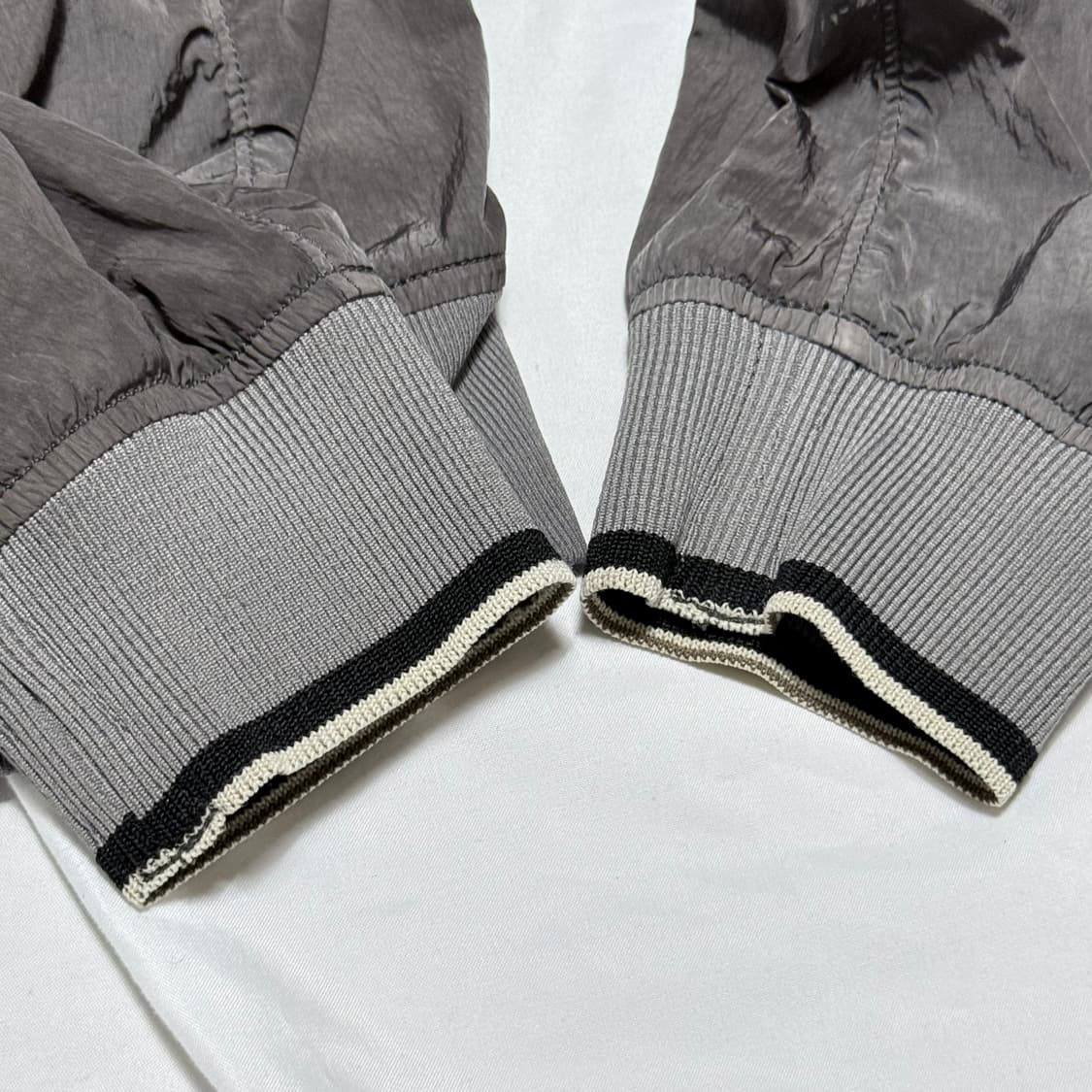 CP컴퍼니 렌즈 와펜 크롬 봄버 자켓 95 상품이미지5