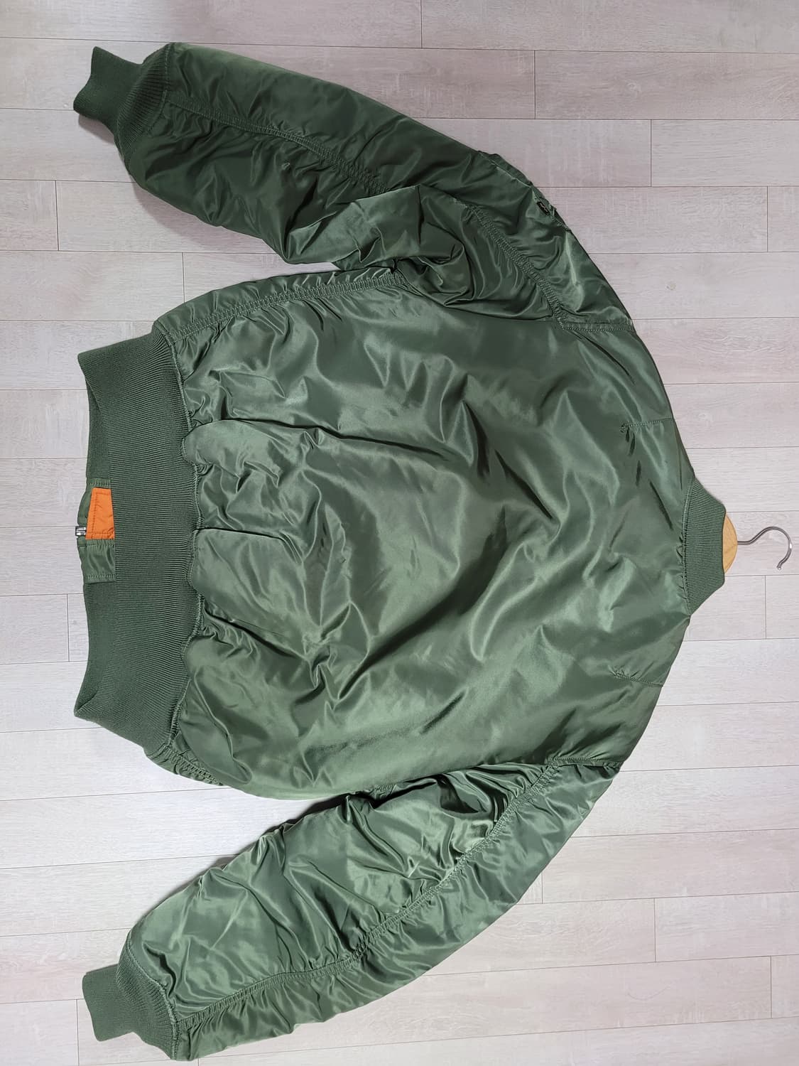 알파인더스트리 ma-1 세이지그린 (M) 상품이미지3