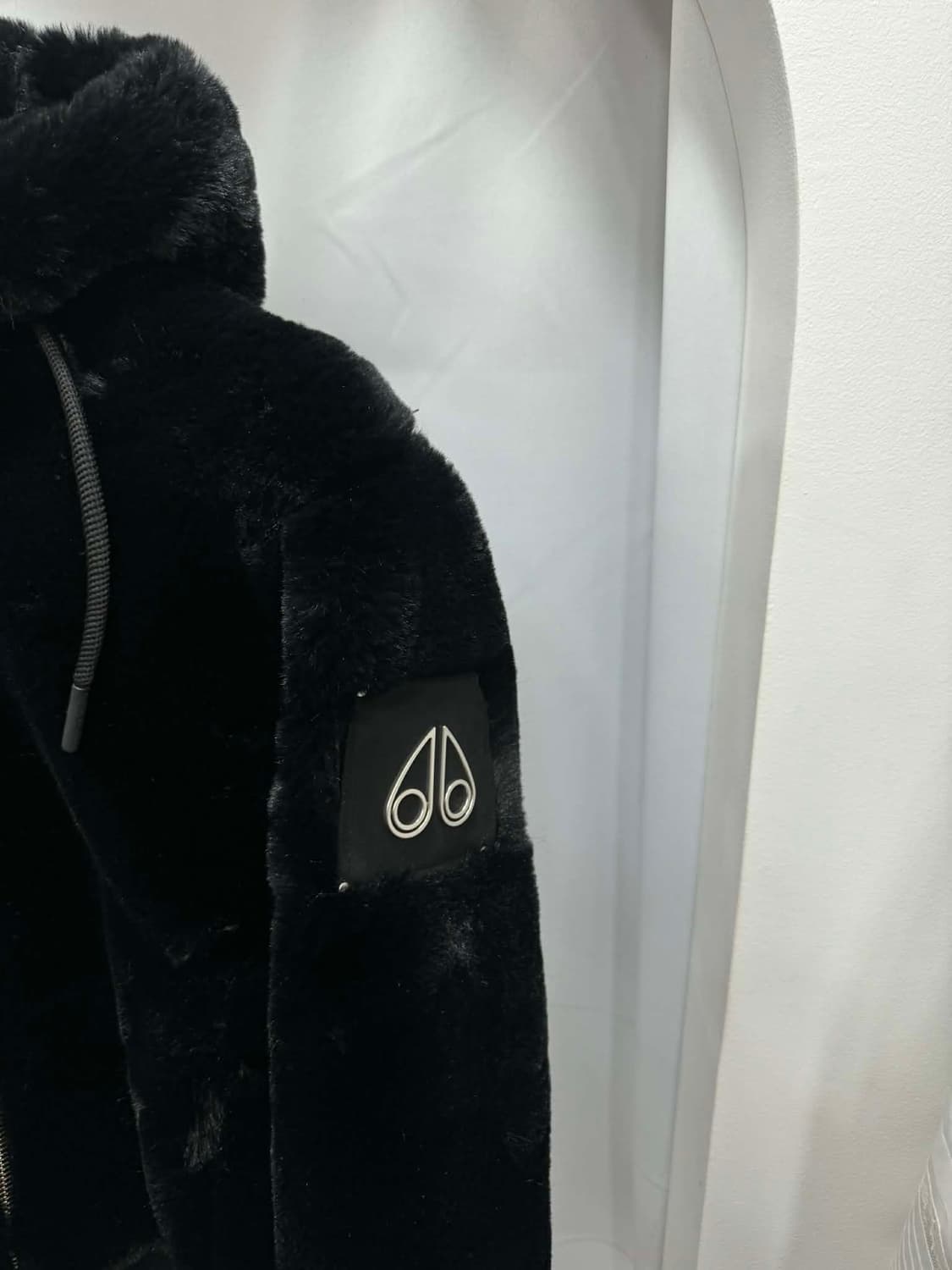 백화점판 새상품급 무스너클 후드 퍼 집업 자켓  M  상품이미지2