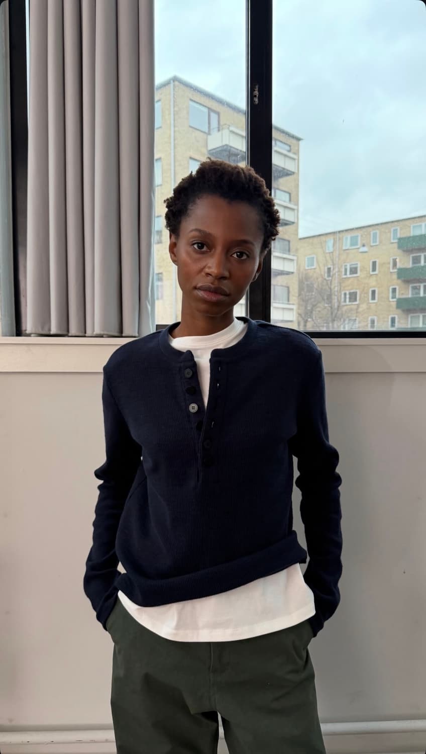 3) 컬러컬러 버튼 헨리넥 네이비 상품이미지3