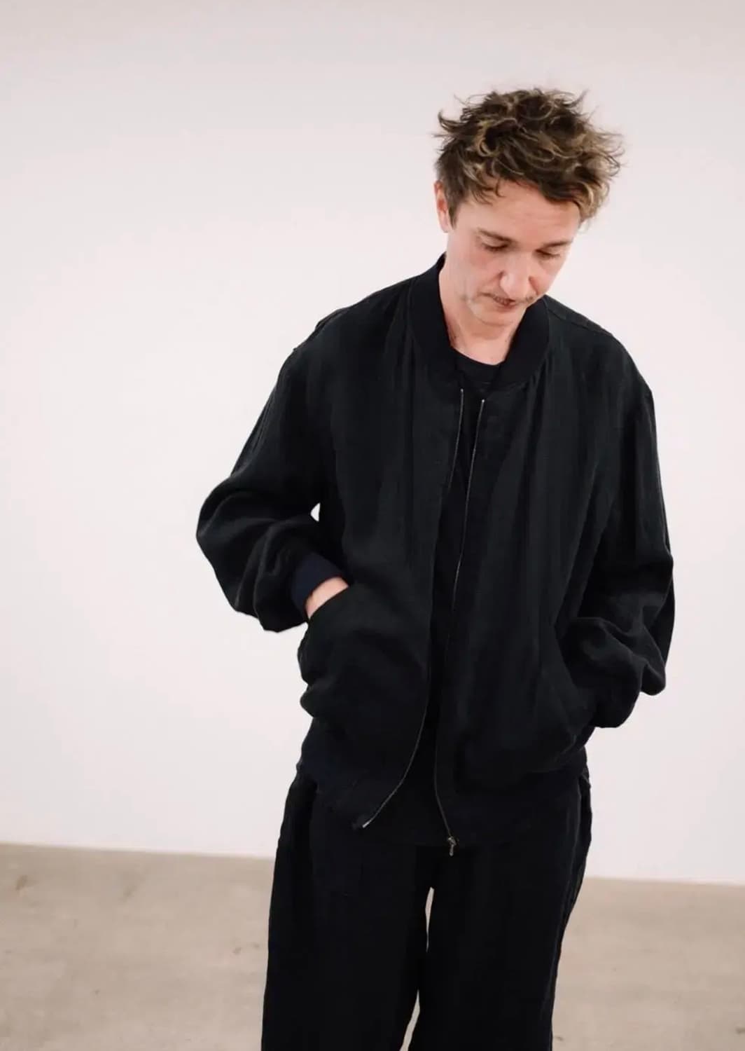 comoli 코모리 린넨 w 크로스 블루종 상품이미지2