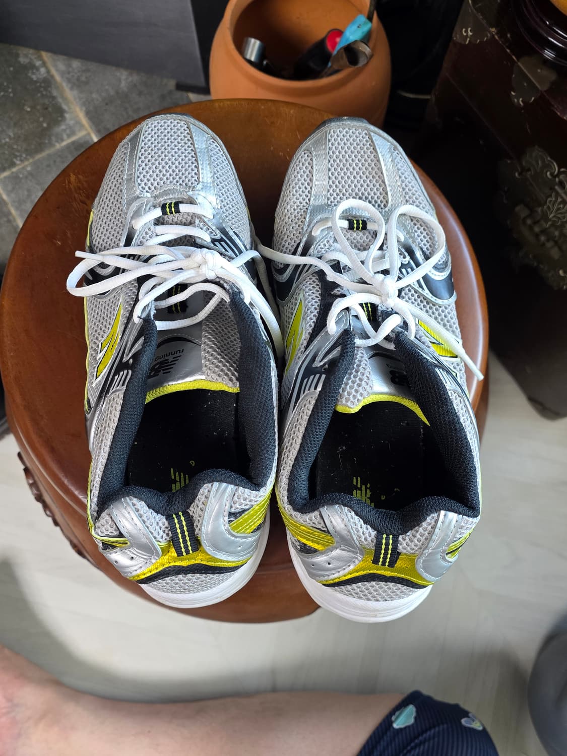 뉴발란스 530 화이트 실버 270사이즈 상품이미지3