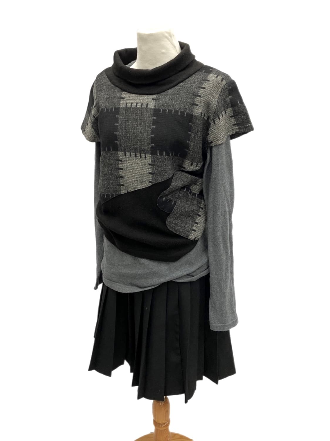 PockeT pOckEt half sleeve knit 상품이미지2