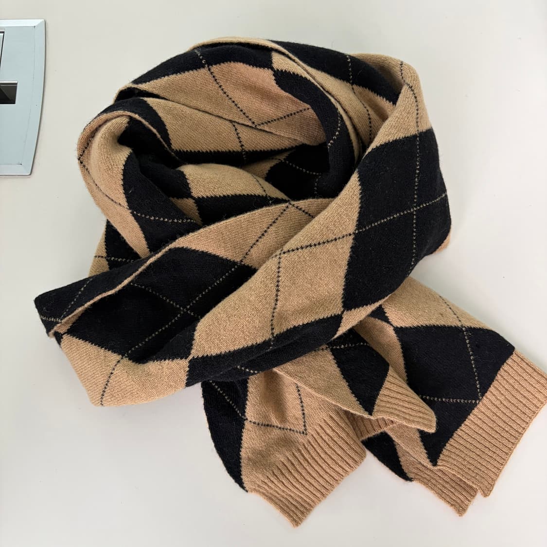 TheOpen Product 더오픈프로덕트 아가일 머플러 상품이미지6