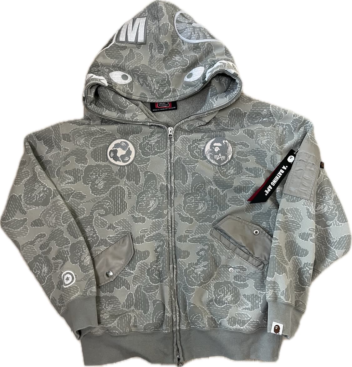 베이프x알파인더스트리 샤크후드집업 상품이미지1