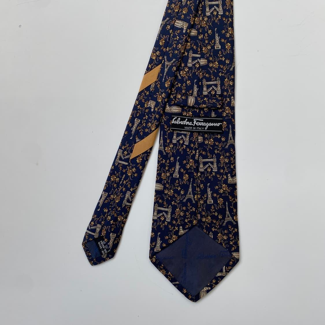 페레가모(Ferragamo) 명품 정품 넥타이 상품이미지3