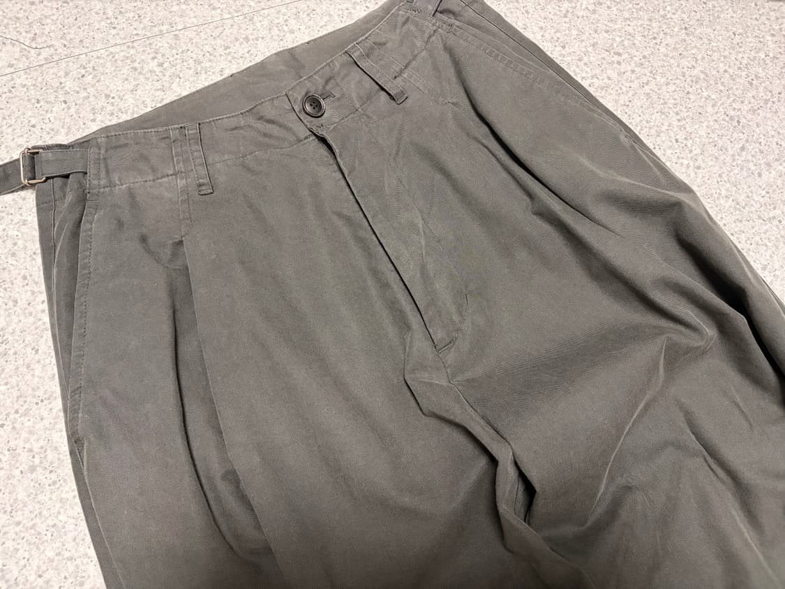 (2)해칭룸 Depp pleats trousers charcoal 상품이미지3