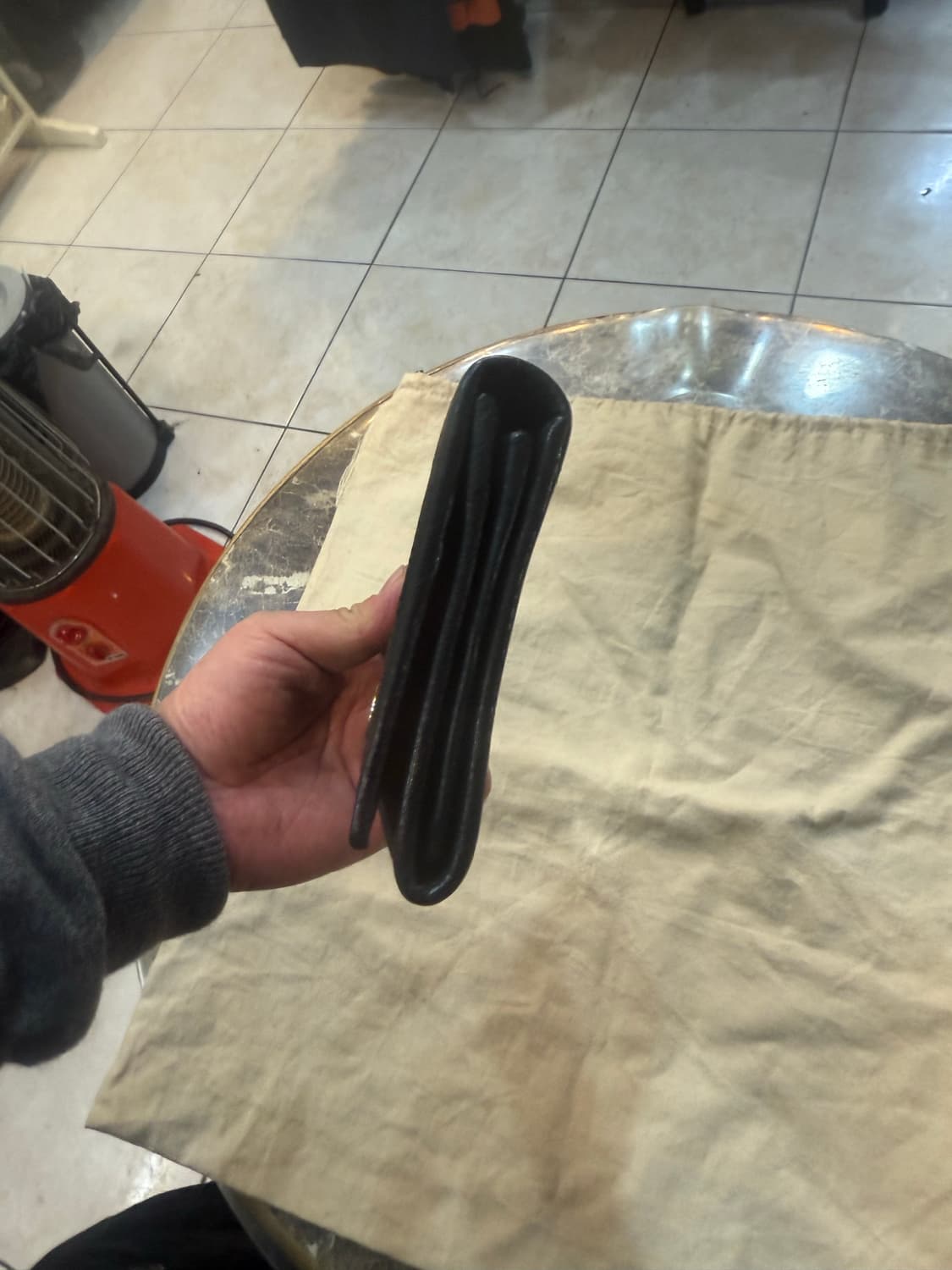 정품 펜디 주카 장지갑 팝니다 상품이미지7