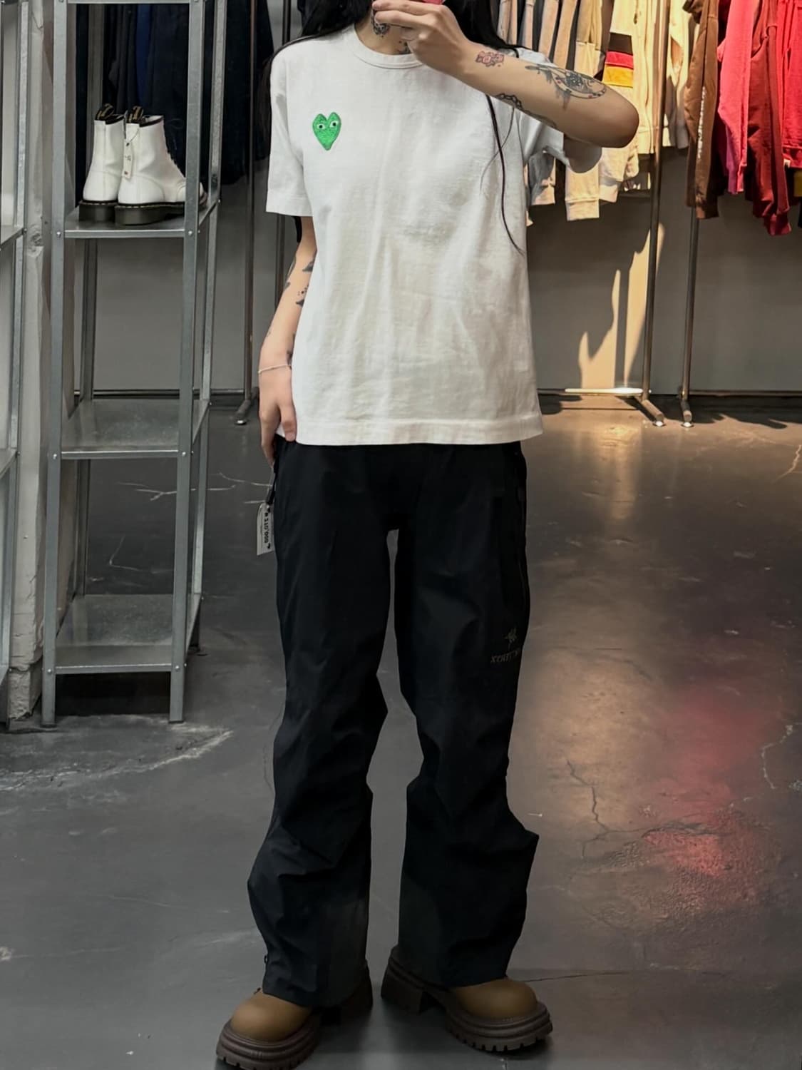 꼼데가르송 그린 하트와펜 반팔 티셔츠 A3521 상품이미지1