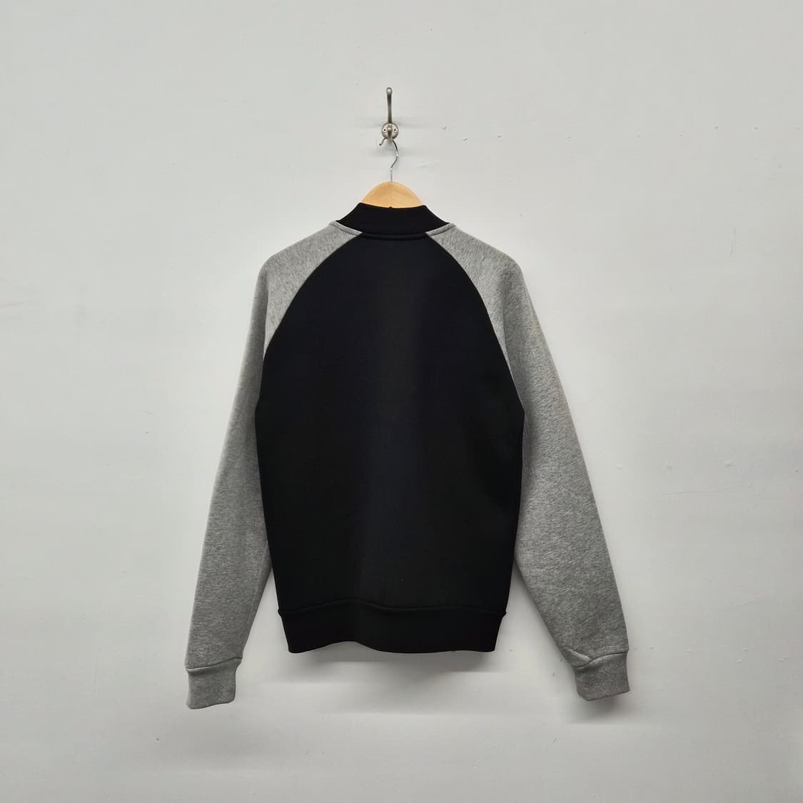 칼하트 카럭스 봄버 자켓 남성 M 상품이미지7