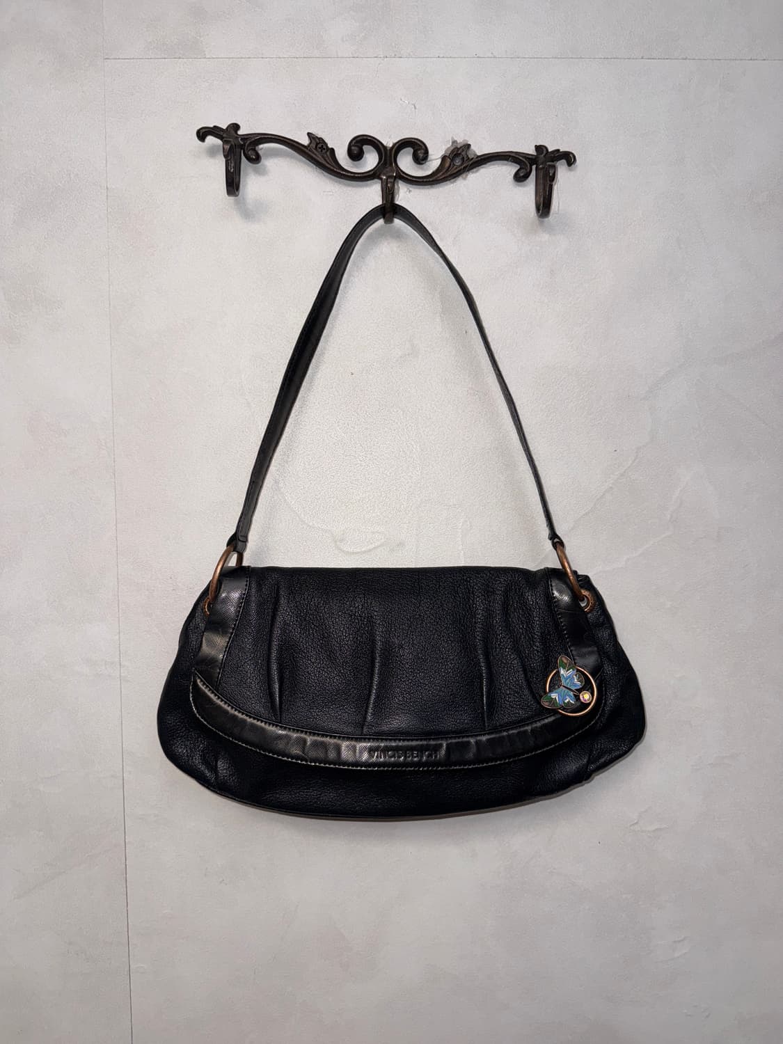 Vincis Bench black butterfly point 숄더백 상품이미지1