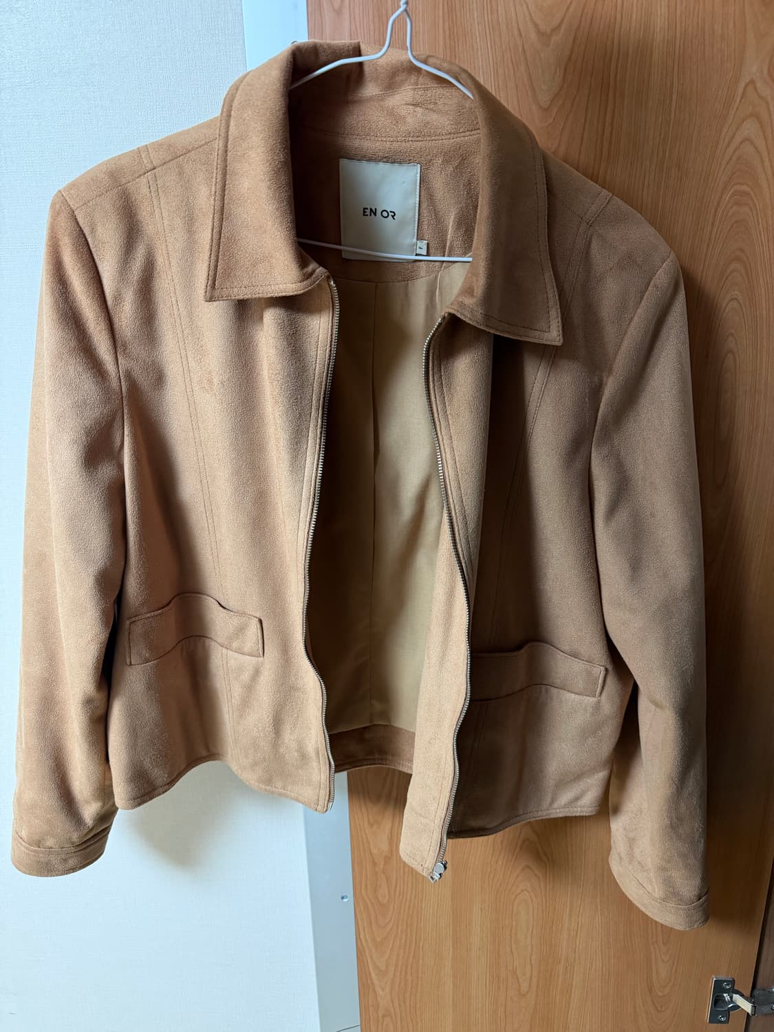 엔오르 스웨이드 크롭 자켓 상품이미지1