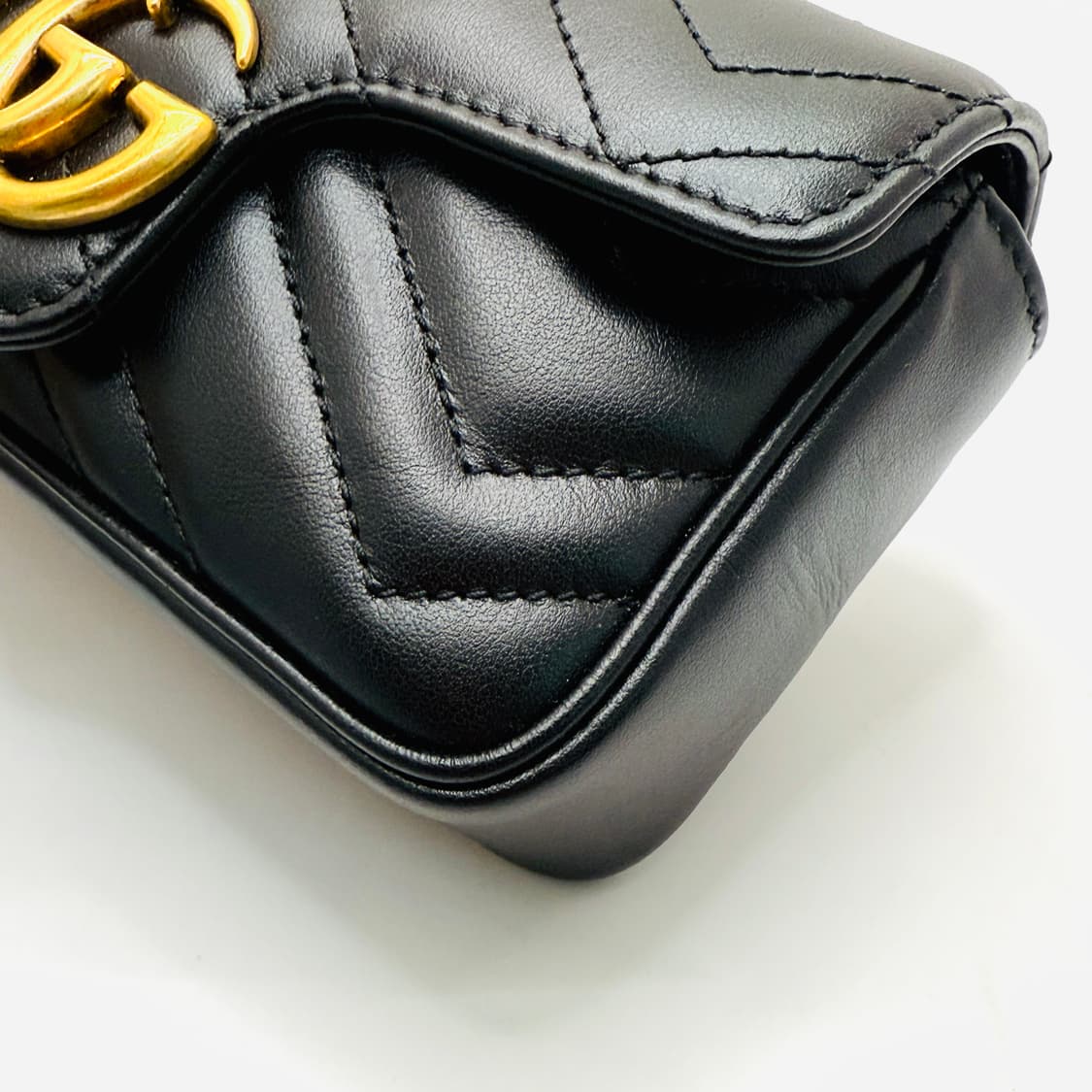 구찌 GG 마몽 마틀라세 미니백 상품이미지6