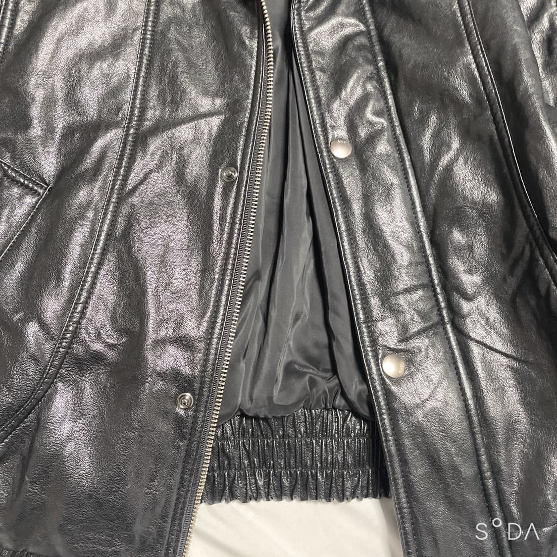 아비에무아 패널드 페이크 레더 재켓 블랙 1 상품이미지6