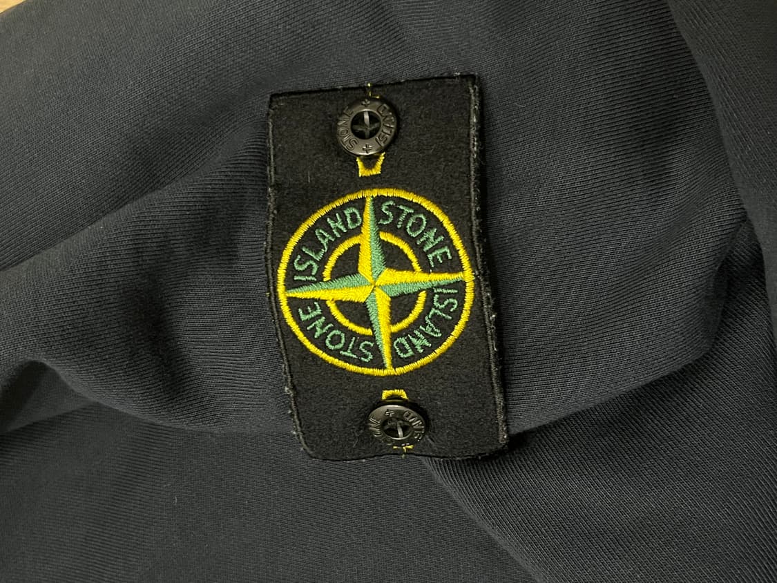 [M]스톤아일랜드 네이비 맨투맨 상품이미지2