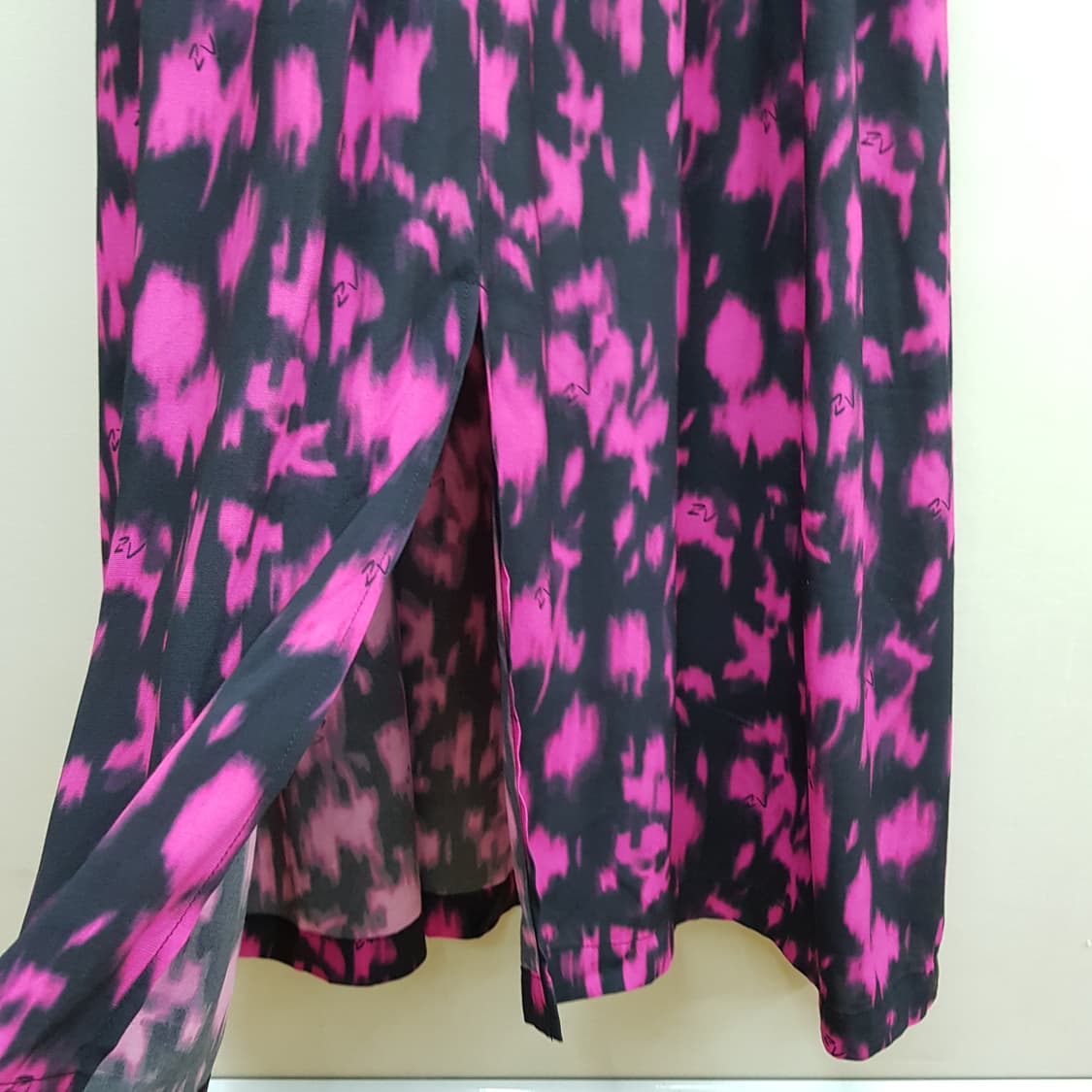 자딕앤볼테르 핑크 블랙 패턴 스트링 롱 원피스 L사이즈 상품이미지4