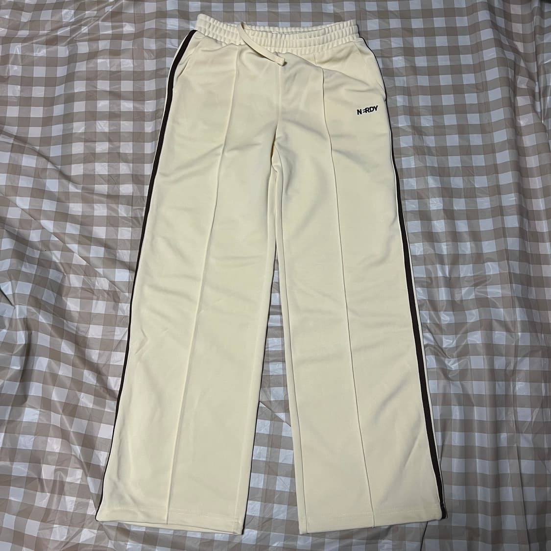널디 아이보리 브라운 팬츠 S 트랙 스웻 팬츠 사이드라인 옆줄 상품이미지1