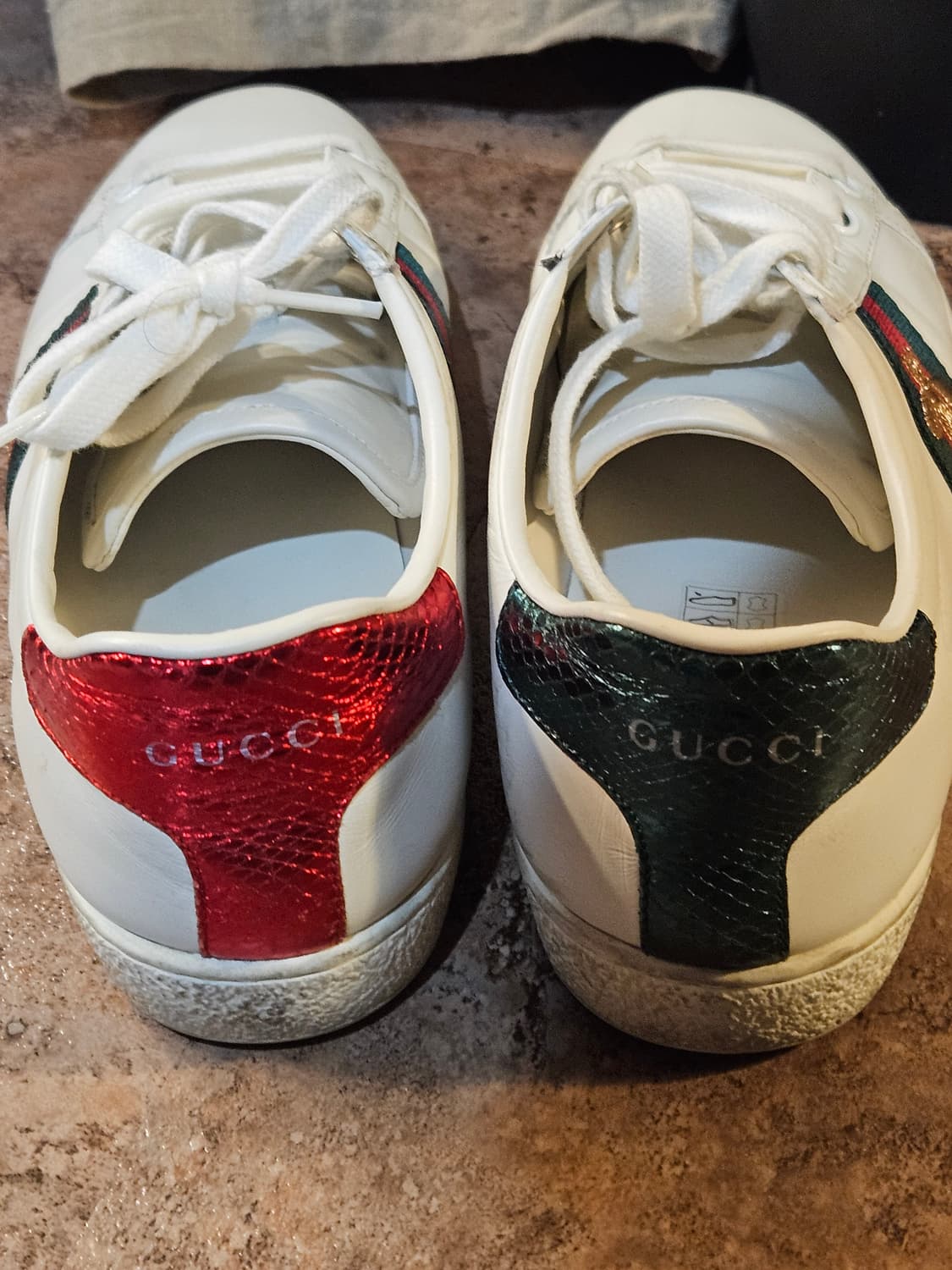 GUCCI 에이스 Bee 웹 스니커즈 상품이미지5