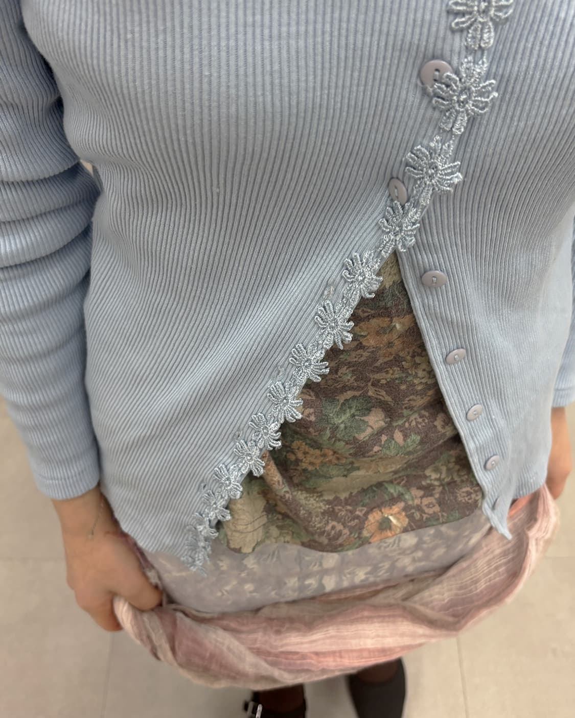 Sky Blue Daisy Cardigan 하늘색 데이지 가디건 상품이미지1