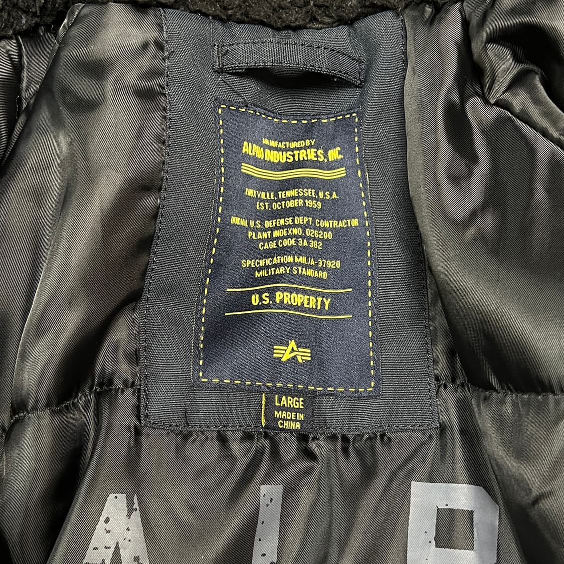 [L] 알파인더스트리 N3B 빈티지 블랙 상품이미지8