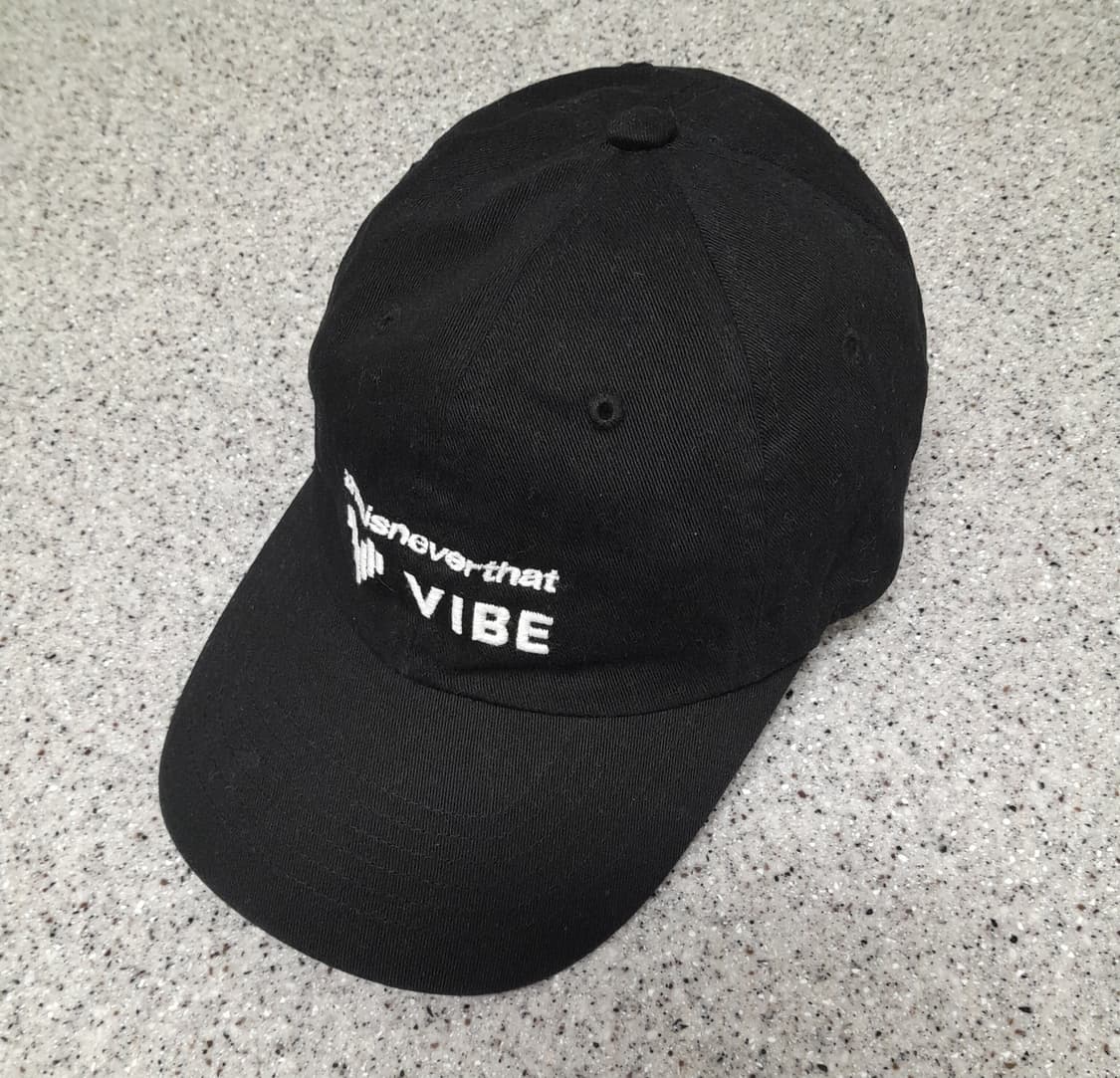💥디스이즈네버댓 x 바이브 볼캡 (블랙)
 상품이미지1