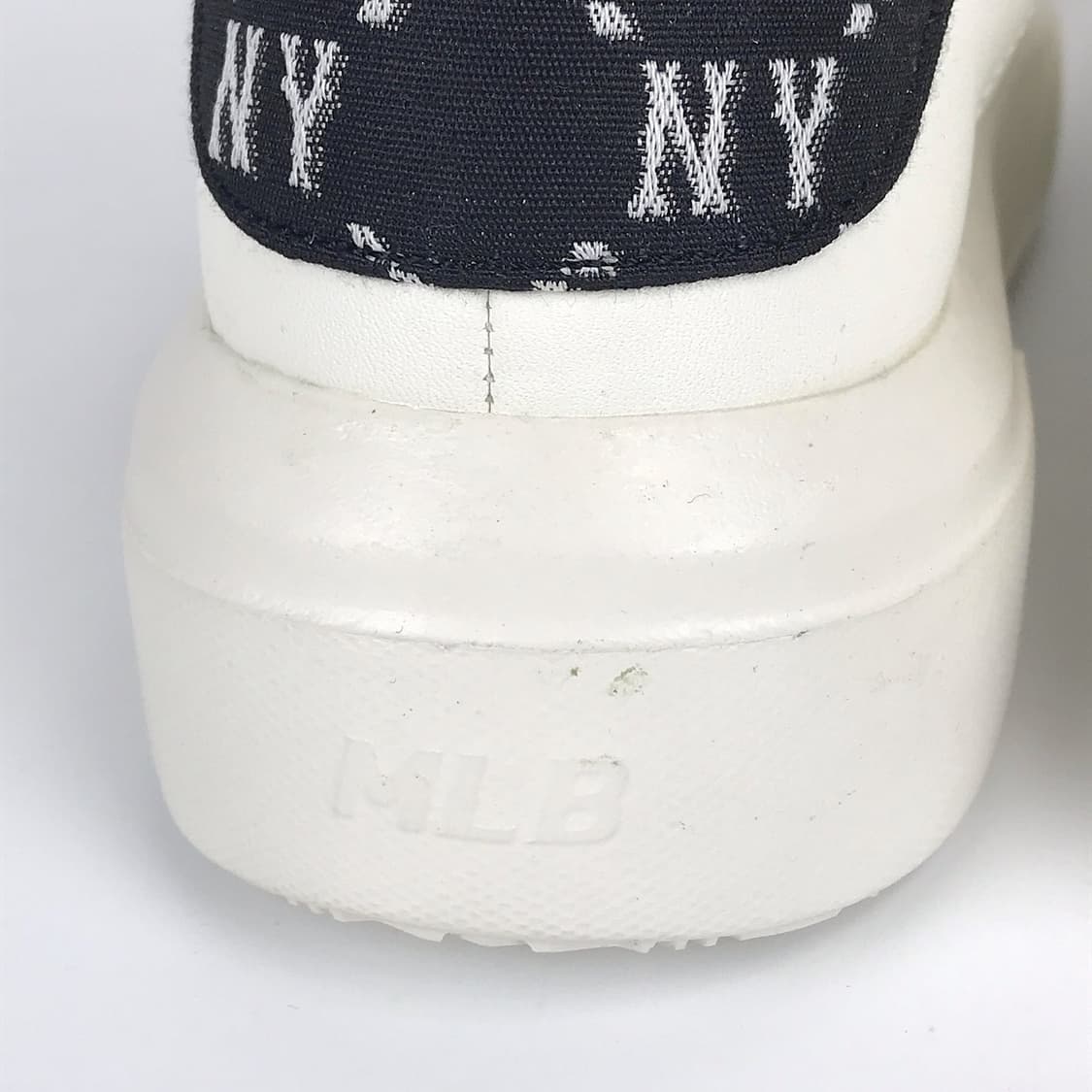 MLB 엠엘비 청키 클래식 힐 다이 모노그램 신발 여성240 상품이미지6