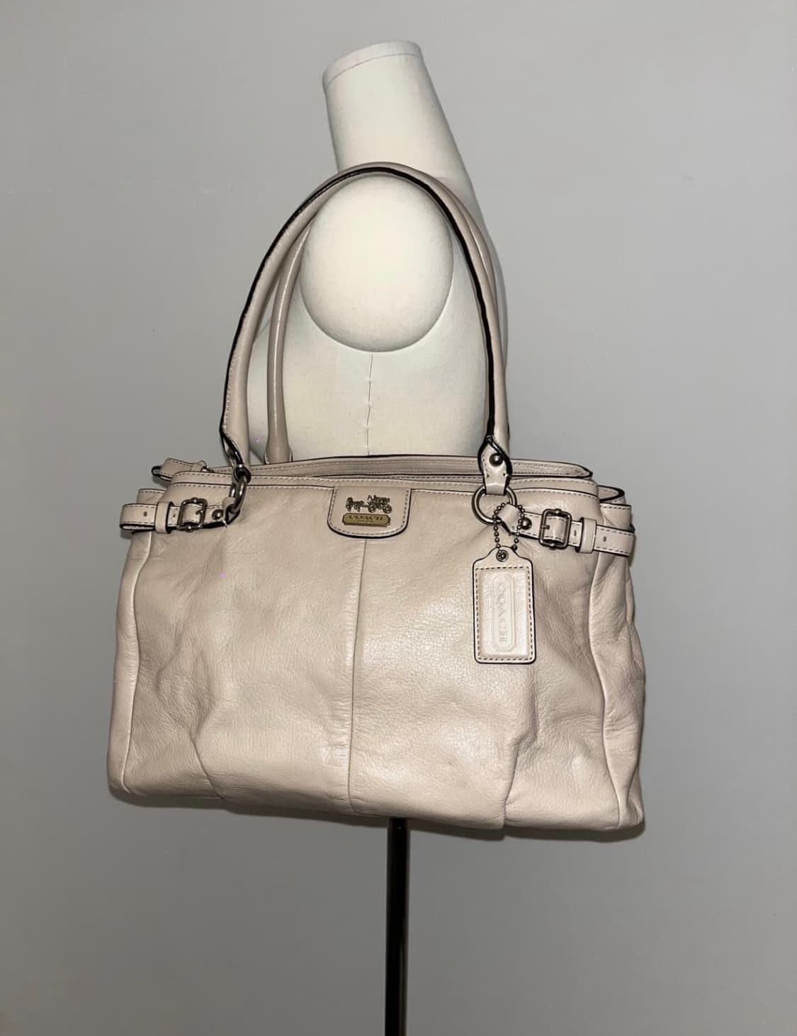 Coach beige pink shoulder bag 상품이미지2