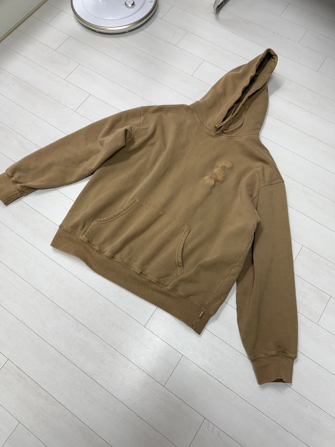 슈프림 오버다이드 후드 L 사이즈  이제부터 입으면 따뜻한 겨울 보내실수 상품이미지1