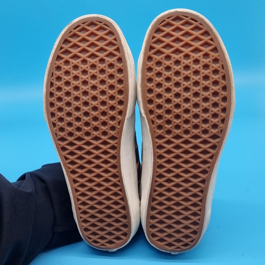 반스 스타일36 카모 스니커즈 245 상품이미지3