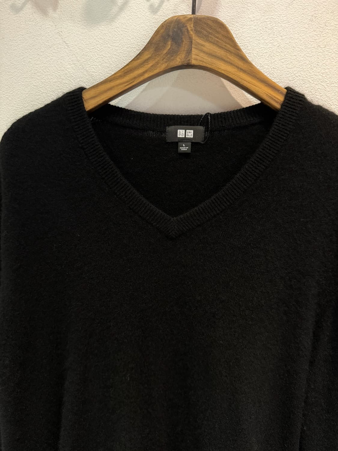 UNIQLO cashmere 100% v넥 니트 상품이미지1